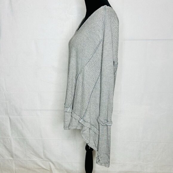 Free People We The Free Gray Long Sleeve Thermal Waffle Knit Top Sz XS - Picture 5 of 10